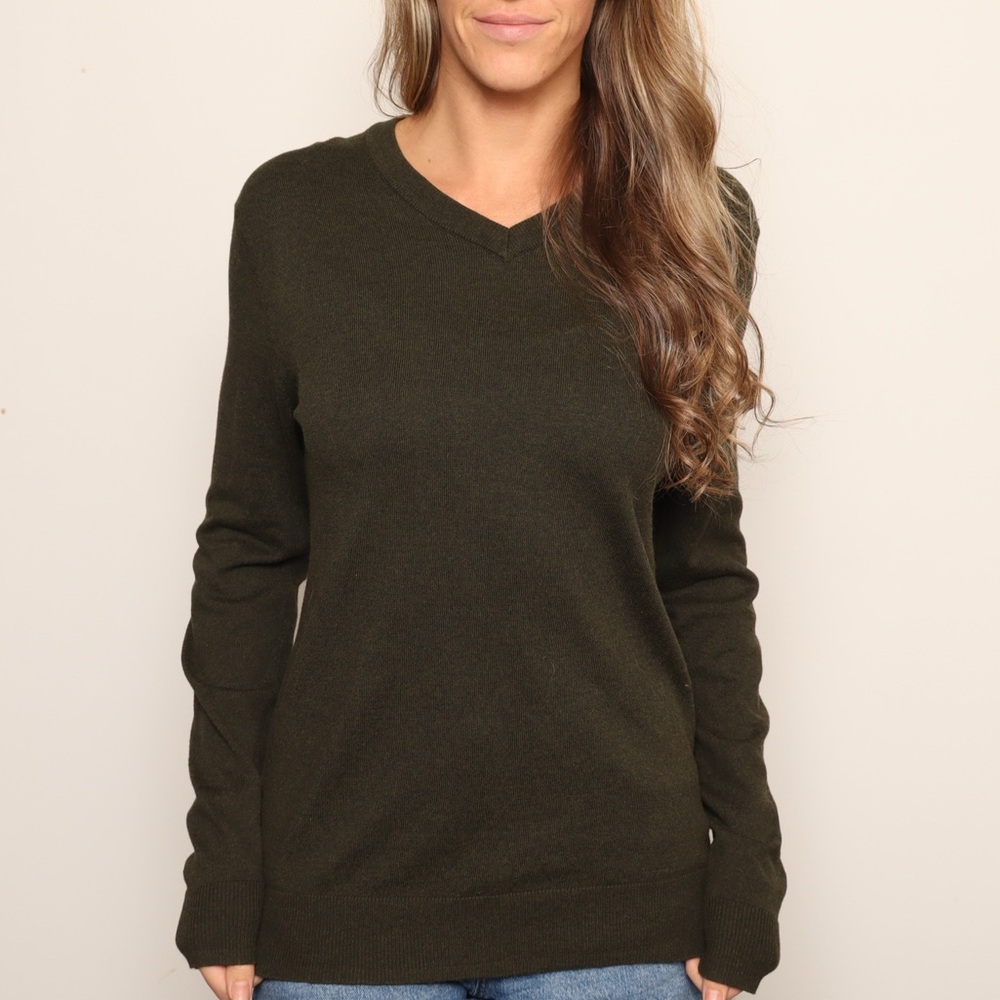 Old Navy Women's Olive V-Neck Sweater - Picture 3 of 3